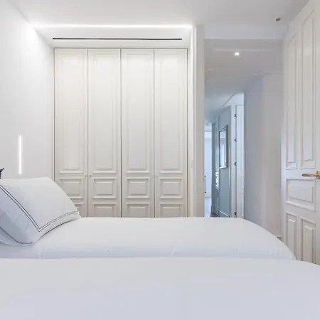 Apartment The Whale New Ac Design Spacious Centre *