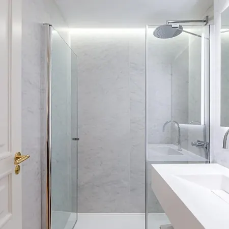 The Whale New Ac Design Spacious Centre Apartment *