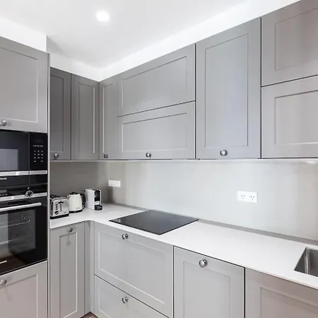 The Whale New Ac Design Spacious Centre Apartment San Sebastian