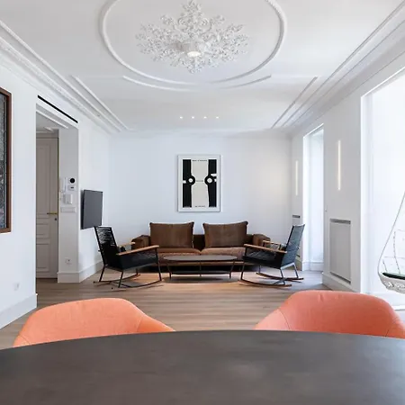 Apartment The Whale New Ac Design Spacious Centre